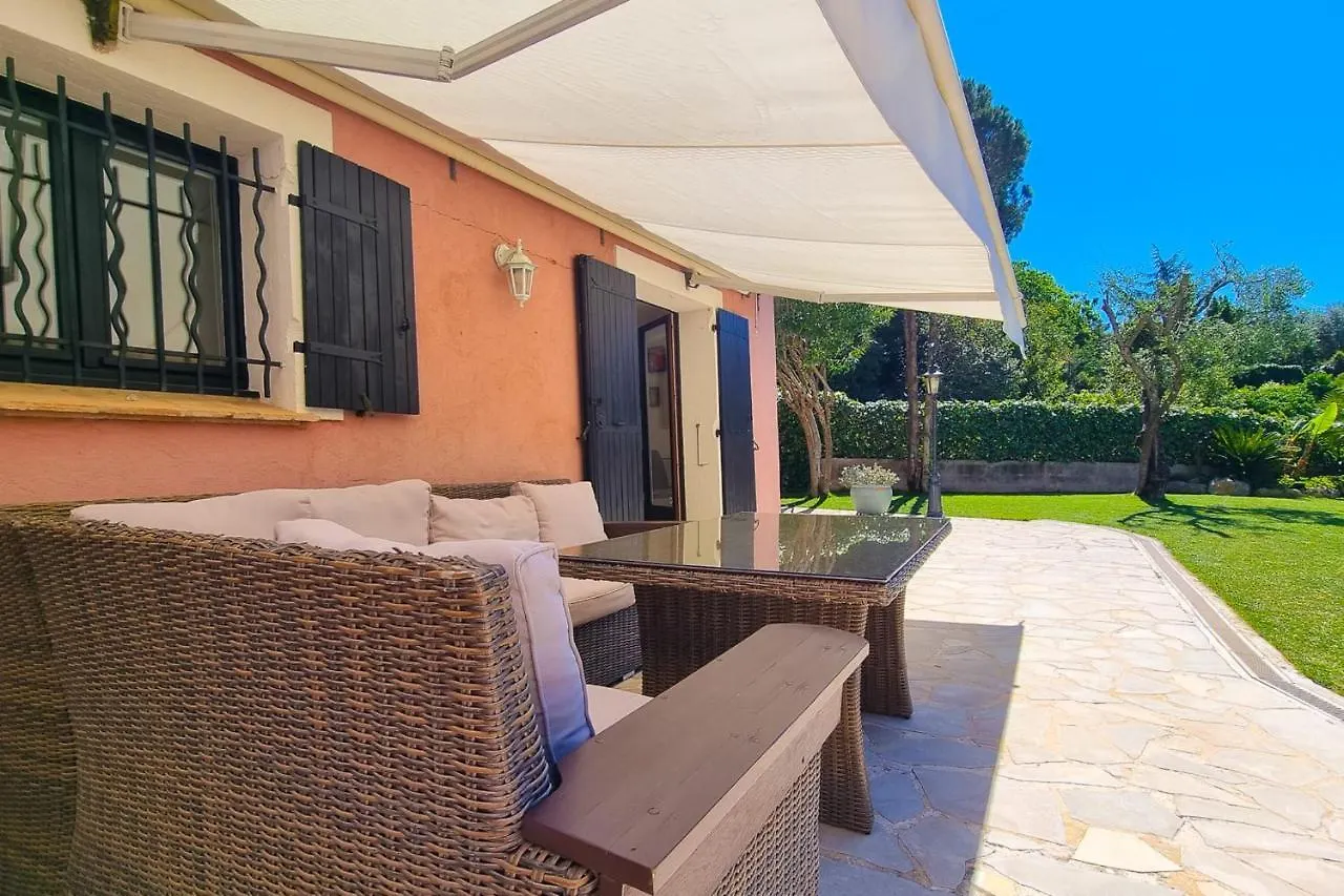 Dolce Apartment 3 Bedrooms 5 Guests 10Min To Cannes Мандельё-ла-Напуль